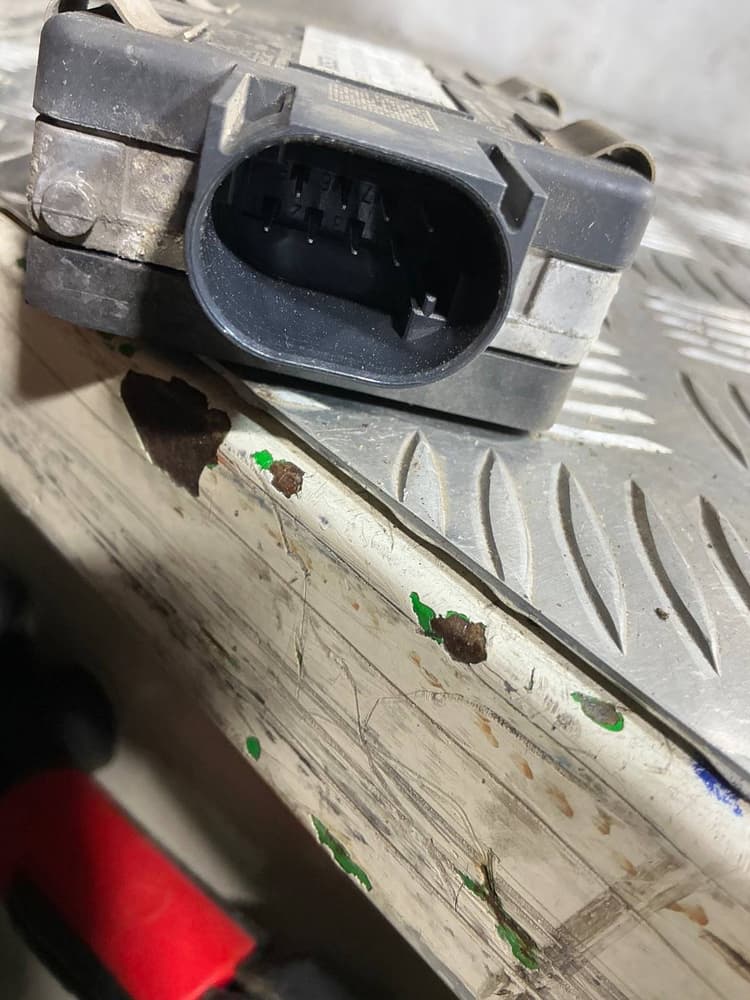 slide-1
